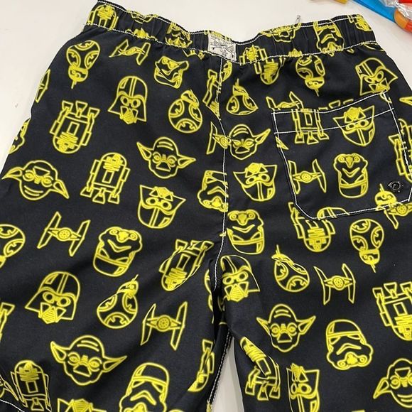Boys Starwars swimming trunks - Picture 3 of 3